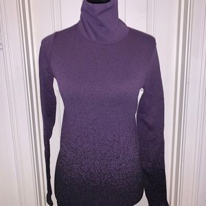 Athleta work out shirt